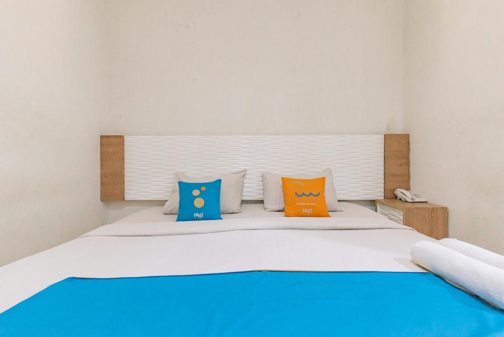Sans Hotel Diemdi Kiaracondoong Μπαντούνγκ Εξωτερικό φωτογραφία