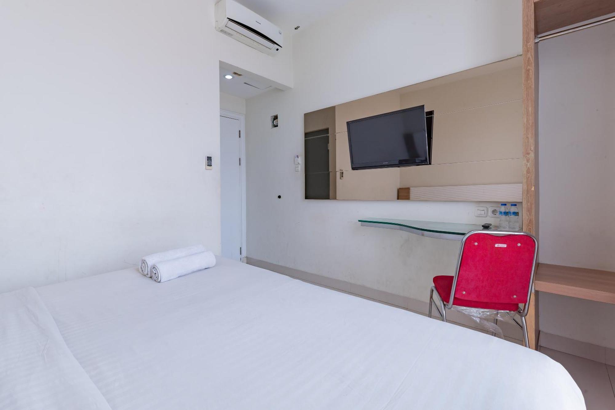 Sans Hotel Diemdi Kiaracondoong Μπαντούνγκ Εξωτερικό φωτογραφία