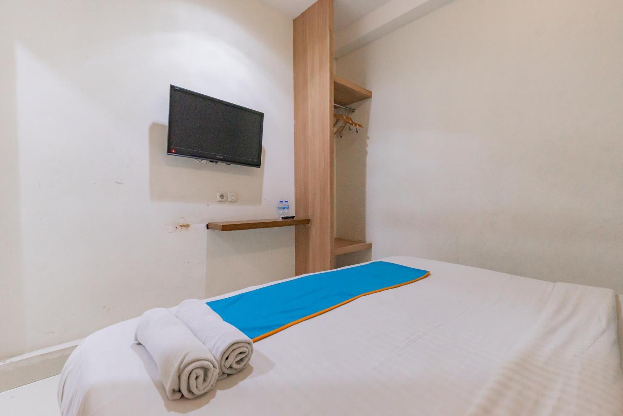 Sans Hotel Diemdi Kiaracondoong Μπαντούνγκ Εξωτερικό φωτογραφία
