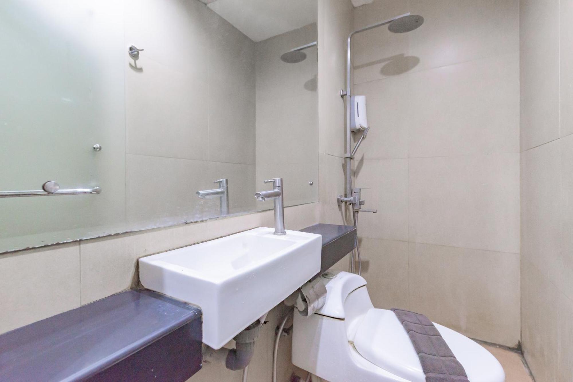 Sans Hotel Diemdi Kiaracondoong Μπαντούνγκ Εξωτερικό φωτογραφία
